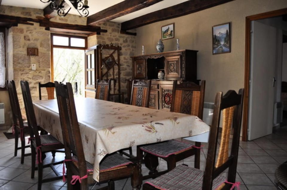 Gîte de France Malèze 3 épis - Gîte de France 8 personnes MAE-6424 Apartment in Nouvelle-Aquitaine