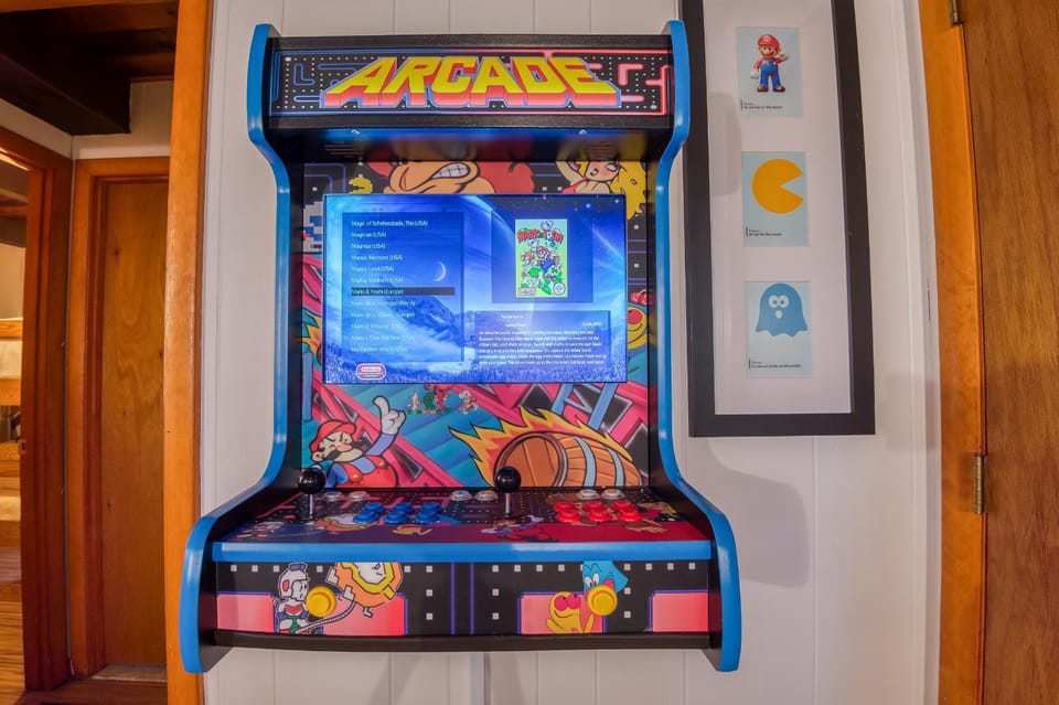 Game Room, Game Room