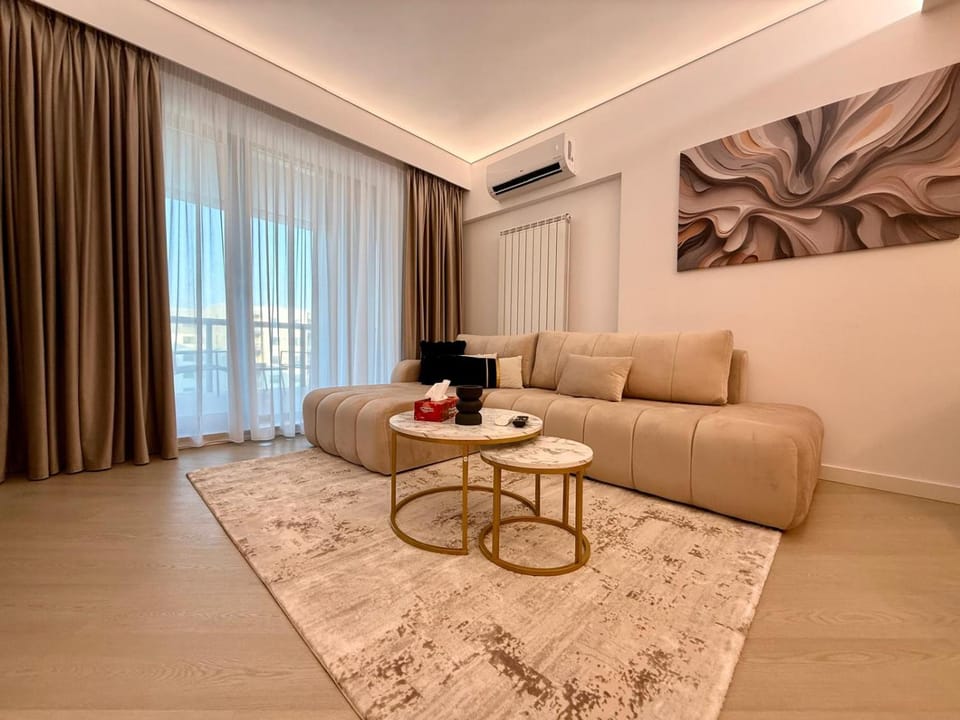 Living room, Seating area, air conditioner