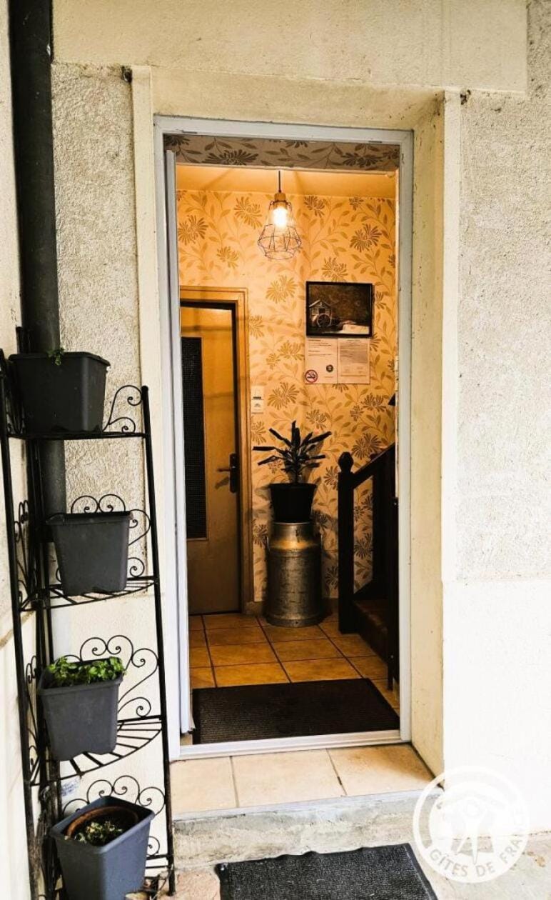 Gîte de France Au bon accueil 2 épis - Gîte de France 4 personnes MAE-6654 Apartment in Nouvelle-Aquitaine