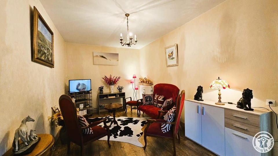 Gîte de France Au bon accueil 2 épis - Gîte de France 4 personnes MAE-6654 Apartment in Nouvelle-Aquitaine