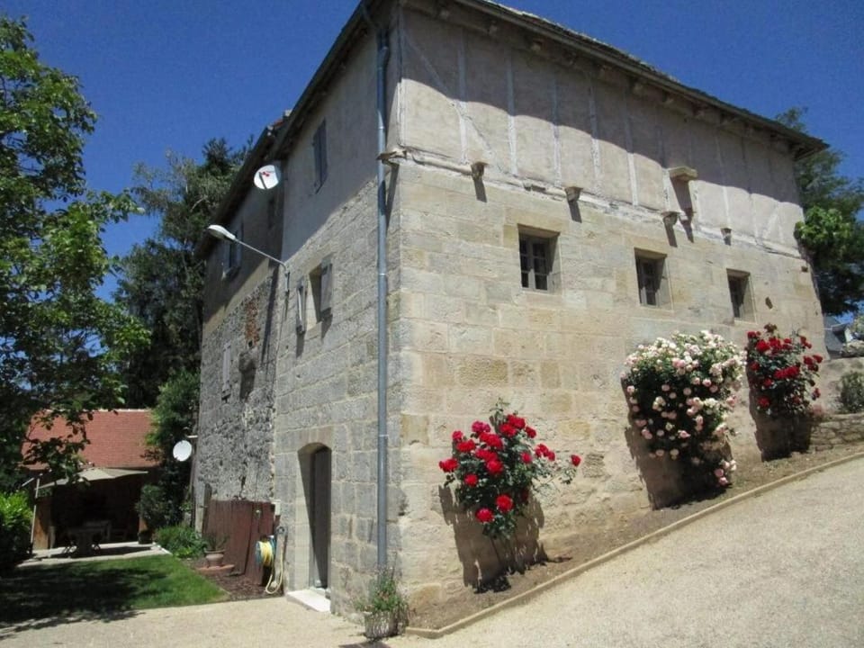 Gîte de France Gîte de la barbacane 3 épis - Gîte de France 5 personnes MAE-8884 Apartment in Nouvelle-Aquitaine