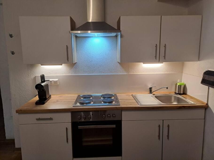 LOFT im Erdgeschoss, Kreuzbergl, 45qm, 1-3 Gäste, gratis Parkplätze & Self Check-in Apartment in Klagenfurt