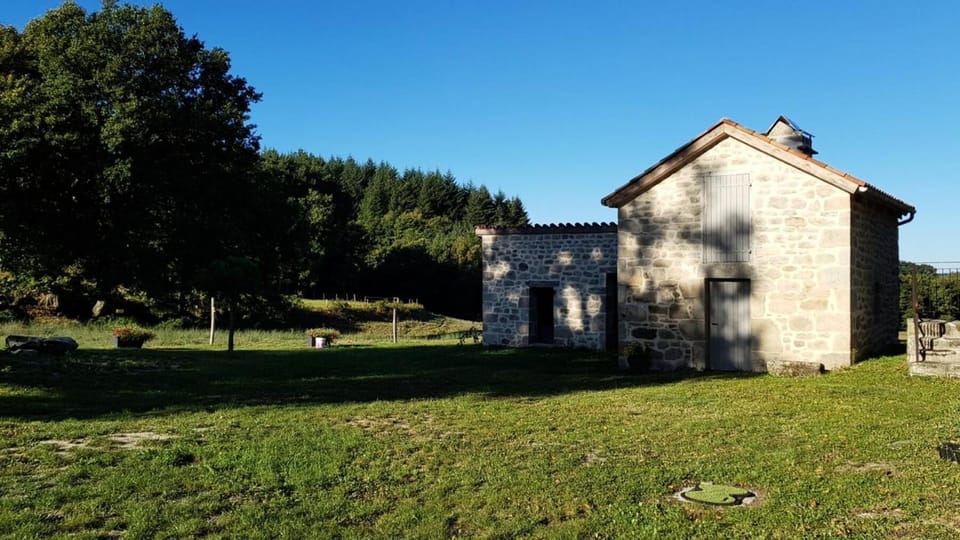 Gîte de France Les 7 sources 3 épis - Gîte de France 8 personnes MAE-8954 Apartment in Occitanie