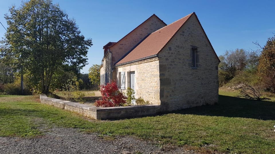 Gîte de France Gîte de duroux 3 épis - Gîte de France 6 personnes MAE-9134 Apartment in Nouvelle-Aquitaine