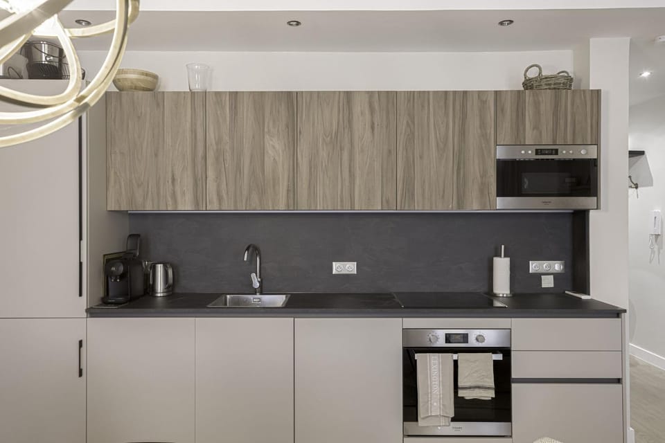 Kitchen or kitchenette, Living room