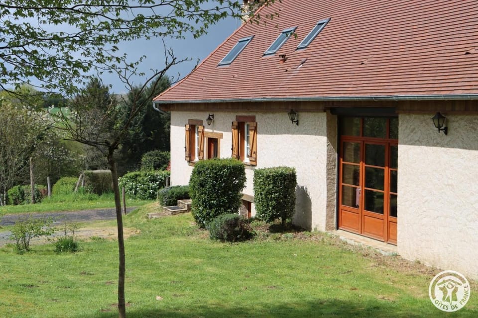 Gîte de France Villamonq 2 épis - Gîte de France 8 personnes MAE-9244 Apartment in Nouvelle-Aquitaine