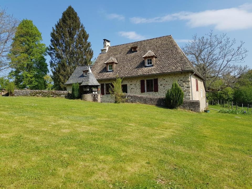Gîte de France à Latronche 2 épis - Gîte de France 5 personnes MAE-9294 Apartment in Nouvelle-Aquitaine