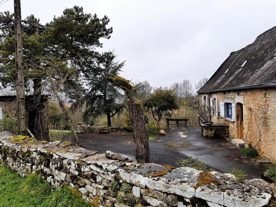 Gîte de France à Chasteaux 2 épis - Gîte de France 4 personnes MAE-9364 Apartment in Nouvelle-Aquitaine