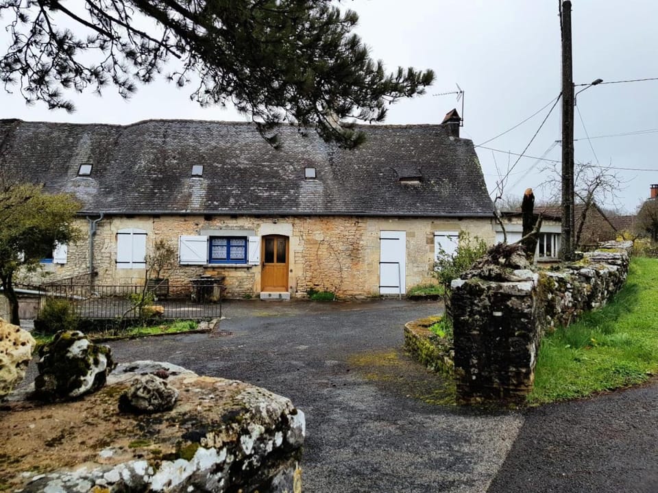 Gîte de France à Chasteaux 2 épis - Gîte de France 4 personnes MAE-9364 Apartment in Nouvelle-Aquitaine