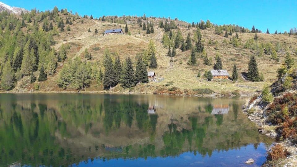 Almhütte am Wirpitschsee House in Salzburgerland