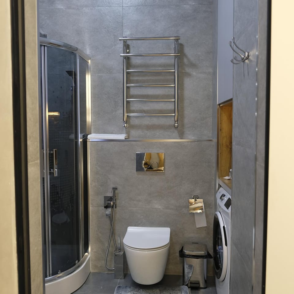 Toilet, Bathroom