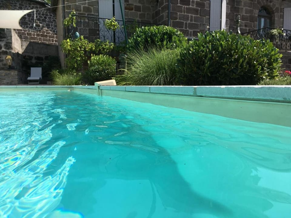 Gîte de France Gîte la chapelle avec piscine 3 épis - Gîte de France 6 personnes MAE-9464 Apartment in Nouvelle-Aquitaine