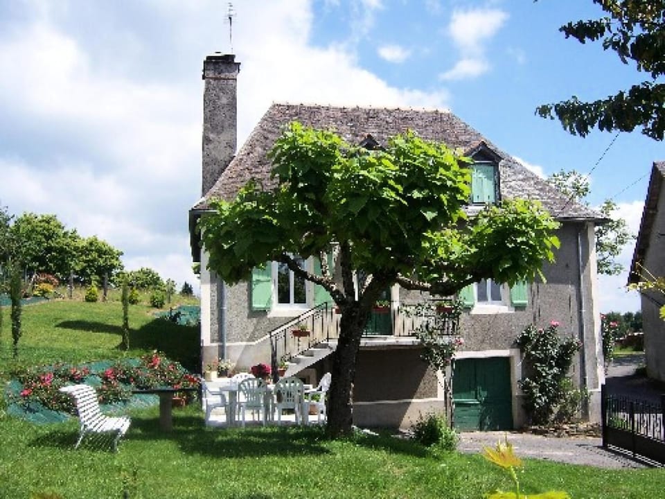 Gîte de France Vallée du clan 3 épis - Gîte de France 4 personnes MAE-9994 Apartment in Nouvelle-Aquitaine