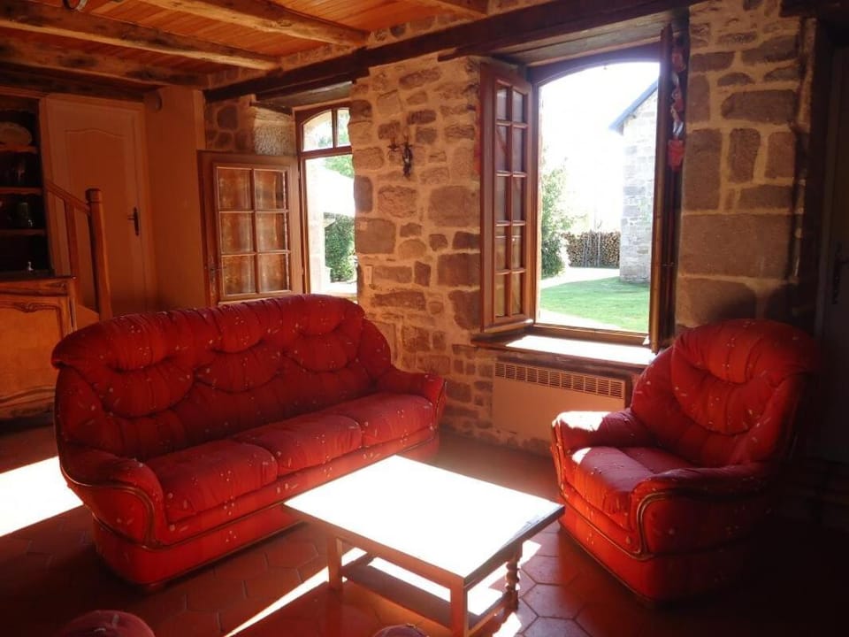 Gîte de France La bachellerie 2 épis - Gîte de France 5 personnes MAE-0264 Apartment in Nouvelle-Aquitaine