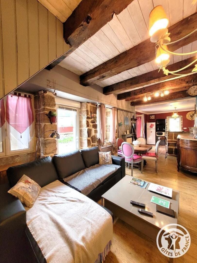 Gîte de France Chirac du midi corrézien 3 épis - Gîte de France 6 personnes MAE-0324 Apartment in Nouvelle-Aquitaine