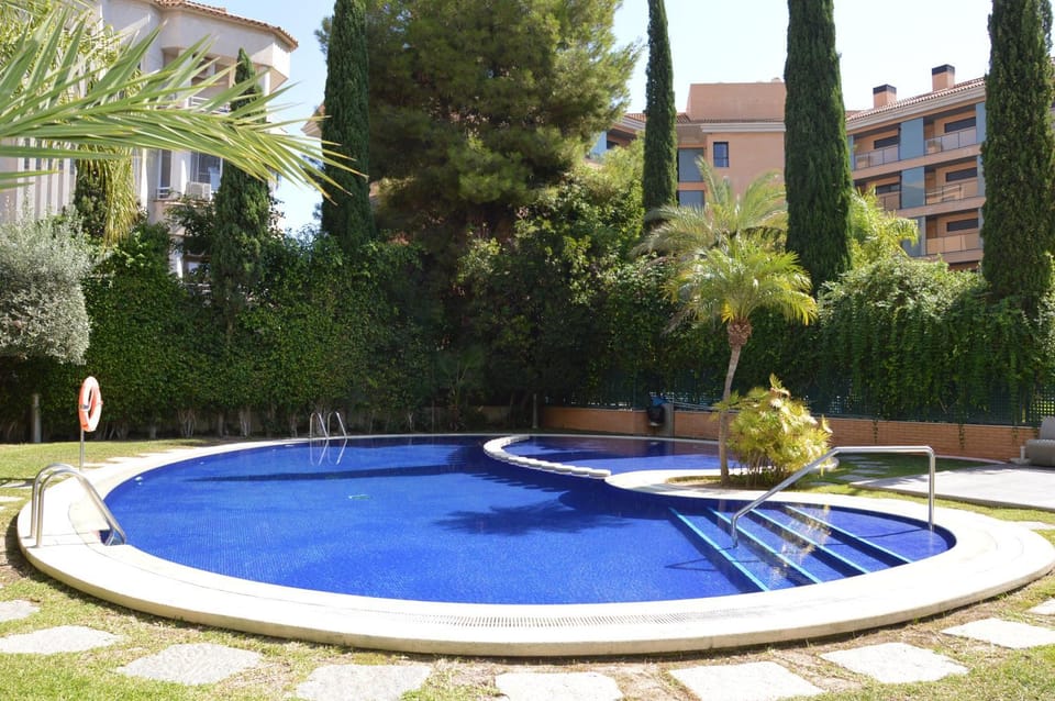 Garden, Swimming pool