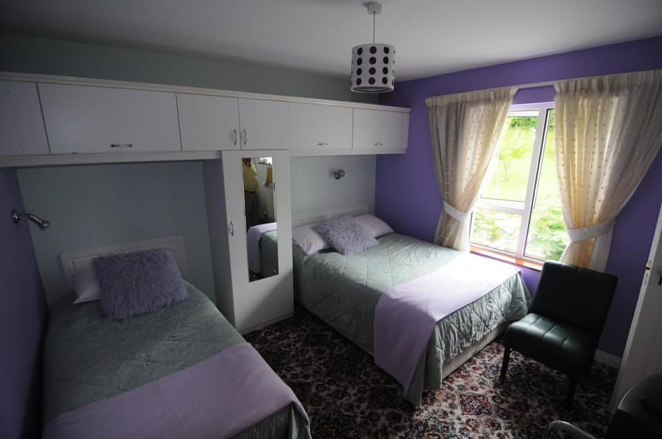 Day, Photo of the whole room