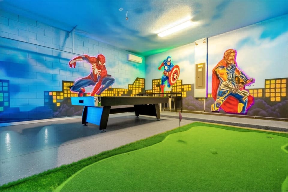 Upstay - Themed Family Home w Pool & Games Room House in Kissimmee