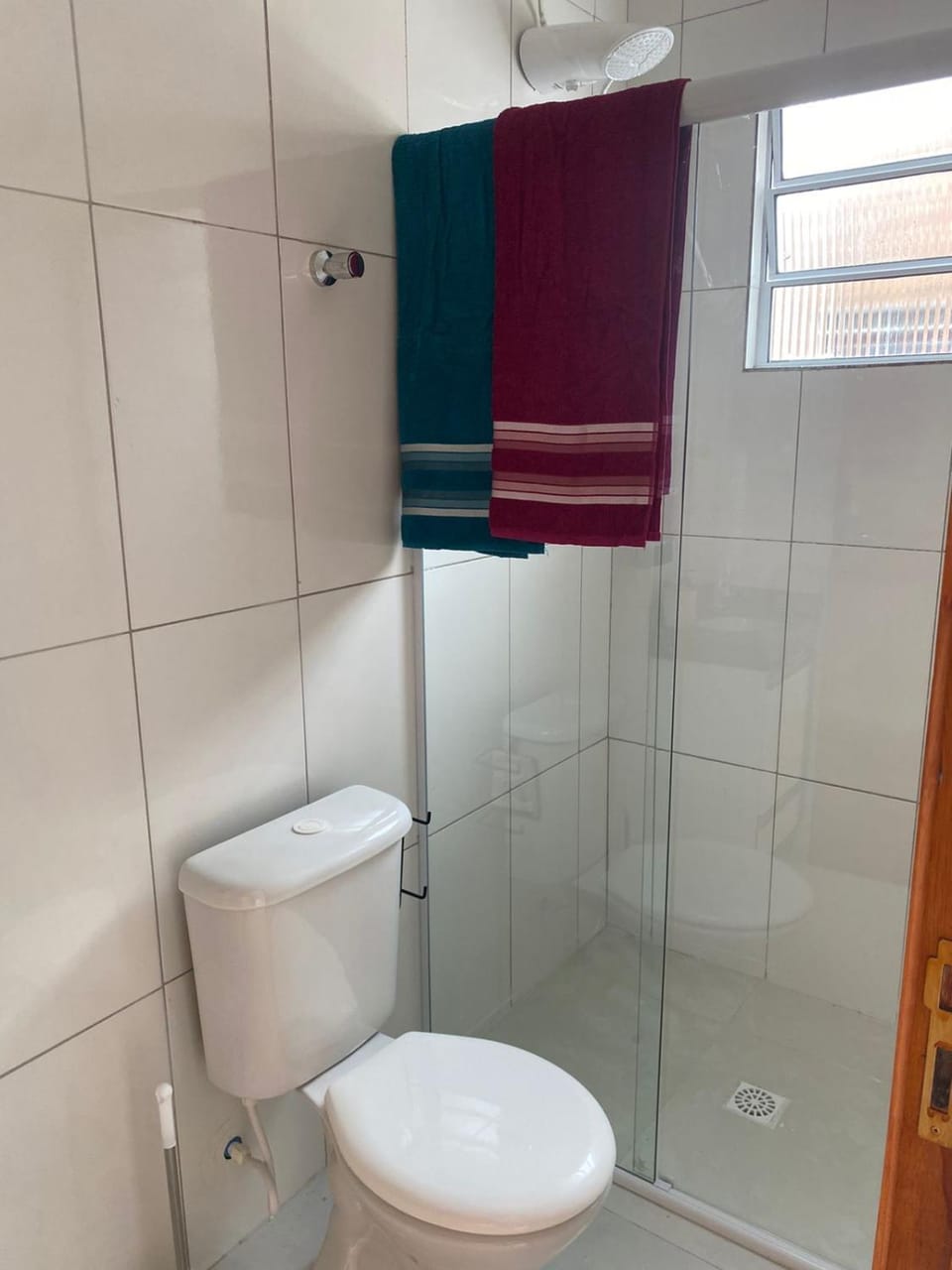 Shower, Toilet