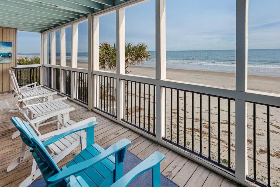 Gorgeous Oceanfront 2 Bedroom Villa House in South Carolina