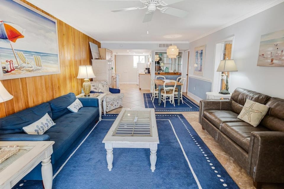 Gorgeous Oceanfront 2 Bedroom Villa House in South Carolina