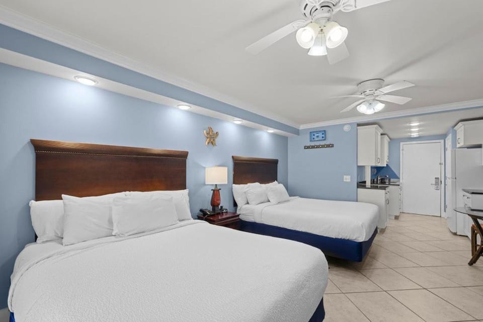 Bright and Beautiful Dunes Room 1st Floor Apartment in South Carolina
