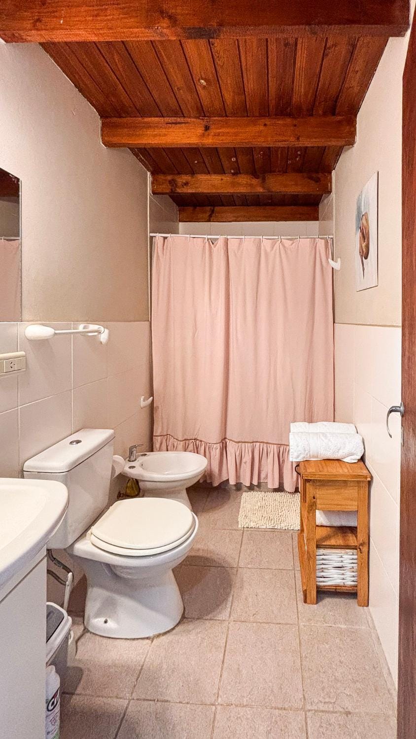 Toilet, Bathroom, bidet, towels
