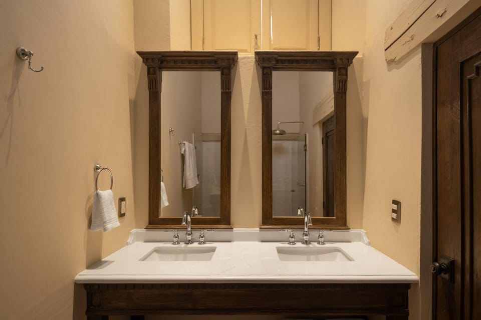 Casa Alondra Hotel in Morelia