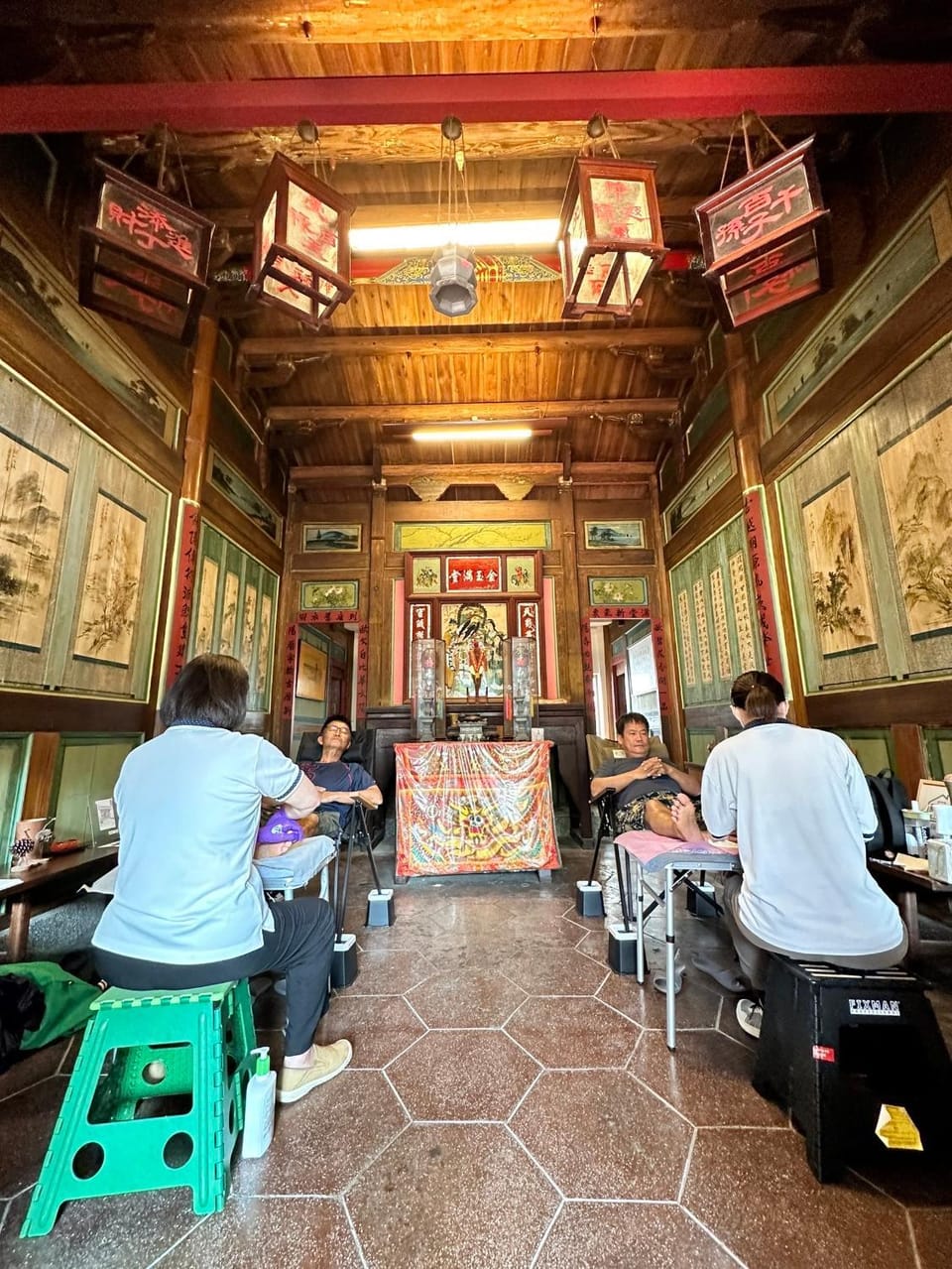 臺窩灣台南包棟民宿Taiwan Heritage House A Cultural Stay in Tainan 全新房間2-12人4房6衛4床2廳1廚房 Villa in Kaohsiung