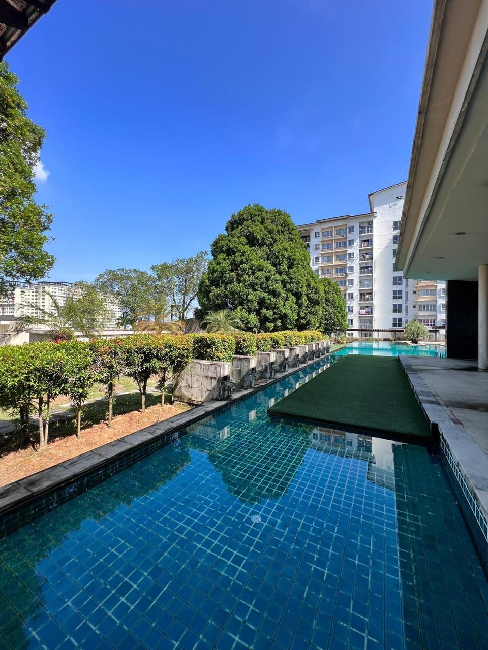Pool view, Swimming pool