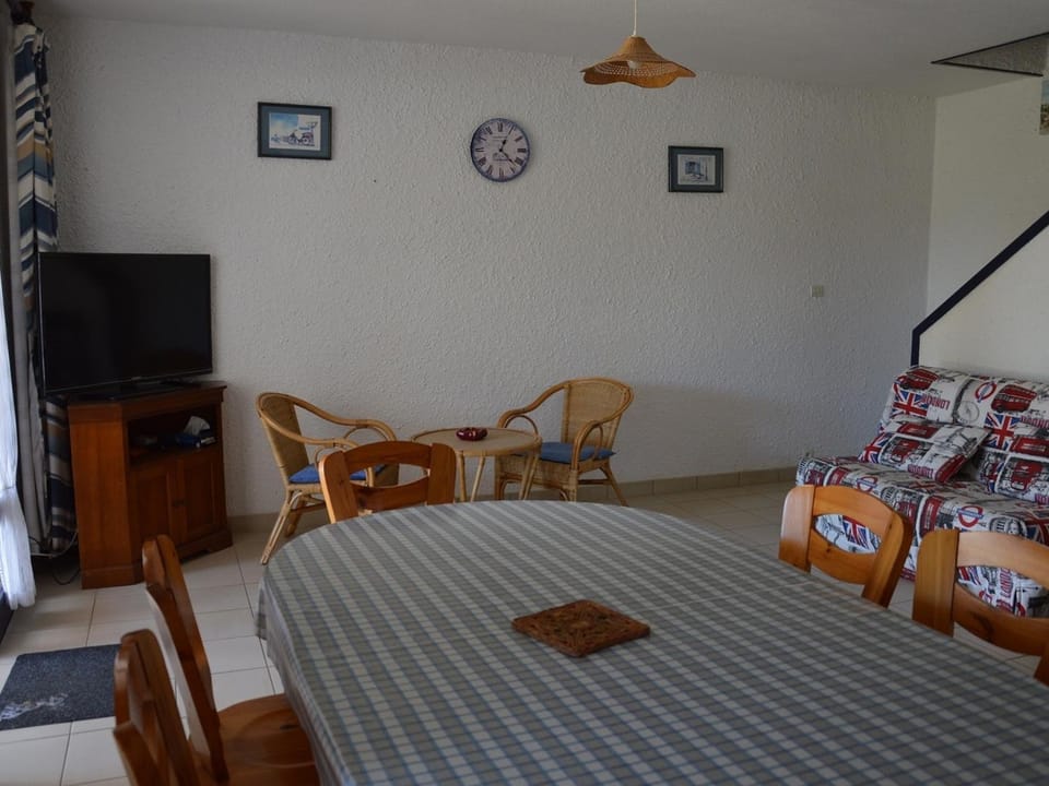 Maison familiale à deux pas de la plage, idéale pour 6 pers. avec terrasse à Saint Jean de Monts - FR-1-323-480 House in Saint-Jean-de-Monts