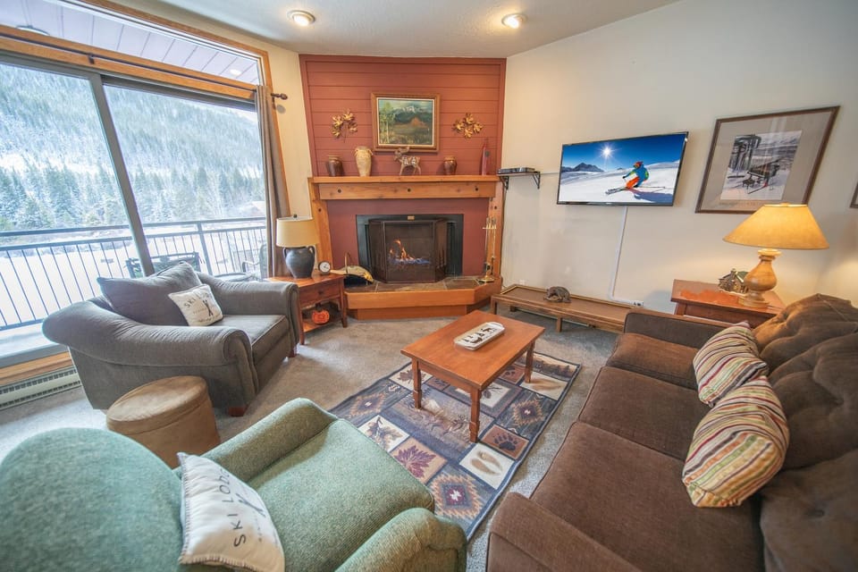 Montezuma 1763 by SummitCove Lodging in Colorado House in Keystone