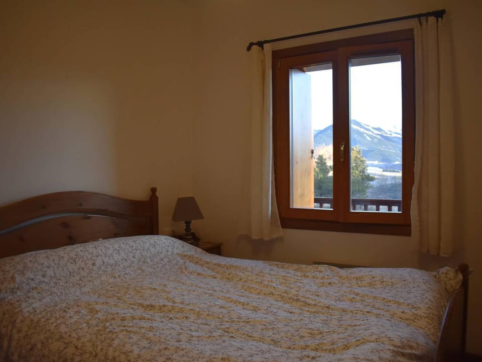 Bel appartement 3 pièces pour 5 pers. avec vue Pyrénées - FR-1-580-106 Apartment in Bolquère