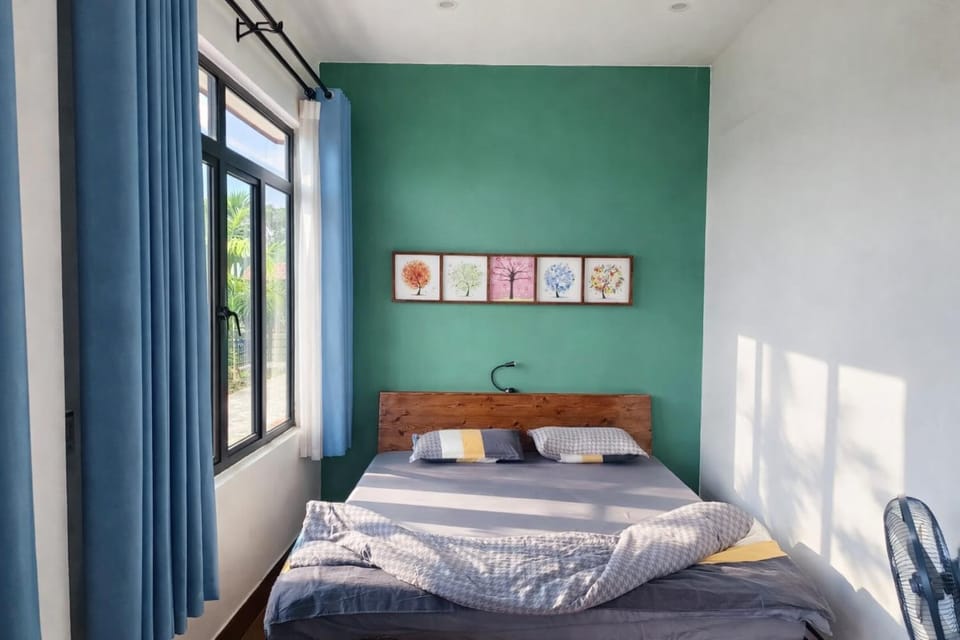 Bed, Photo of the whole room