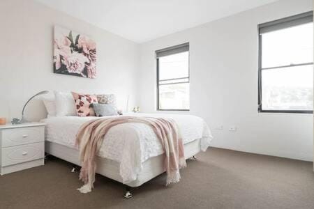 CBD Apartment with WiFi & Parking Apartment in Launceston