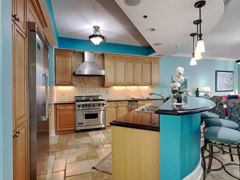 Kitchen or kitchenette, Seating area, oven, stove, kitchen