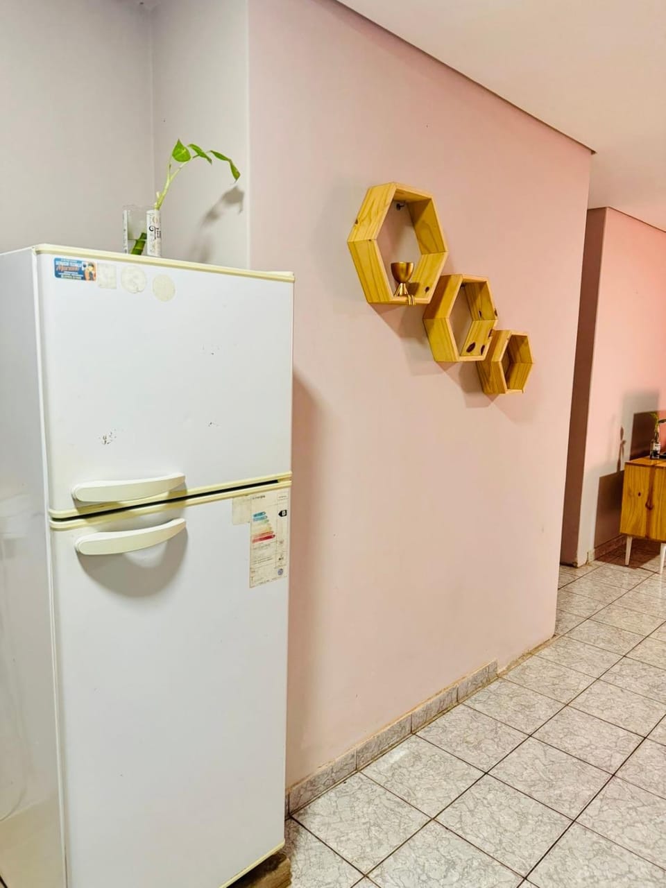 Depto dos habitaciones sobre avenida principal en Cataratas del Iguazú, con wifi Apartment in Puerto Iguazú