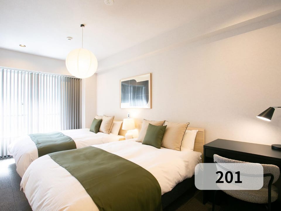 Bed, Photo of the whole room, Bedroom, furniture, internet, air conditioner