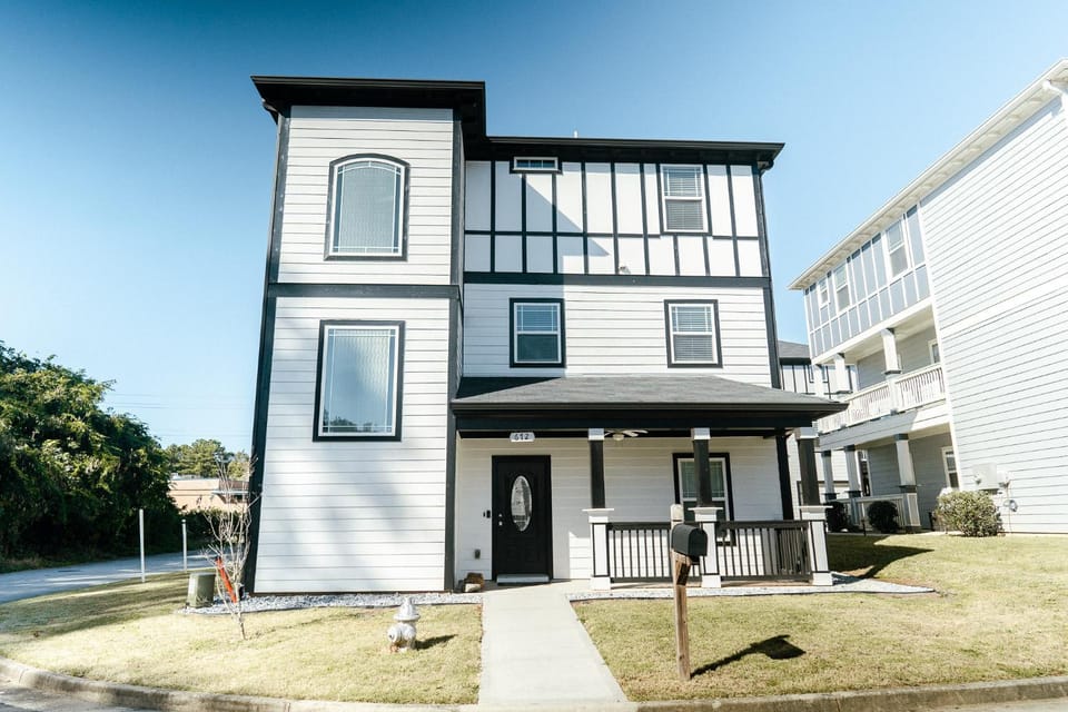 Property building, Parking