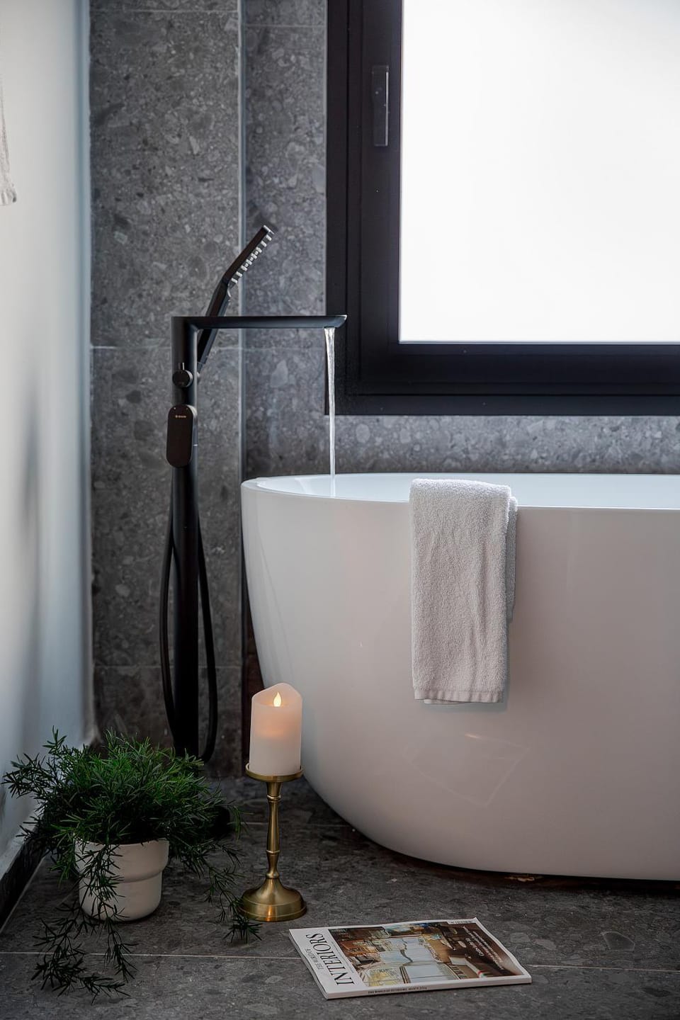 Bathroom, Bath, towels