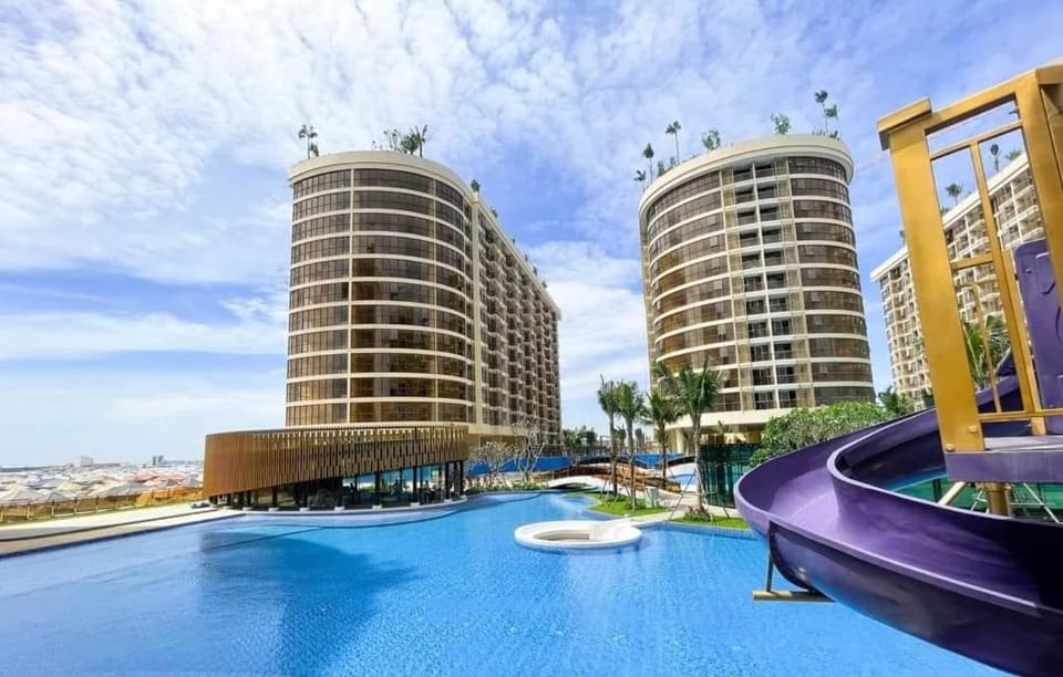 Property building, Fitness centre/facilities, Fitness centre/facilities, Aqua park, Aqua park