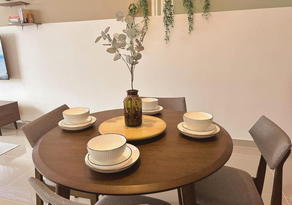 Seating area, Dining area