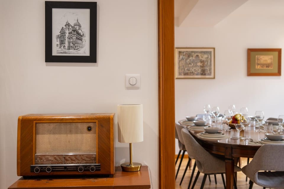 Decorative detail, Dining area
