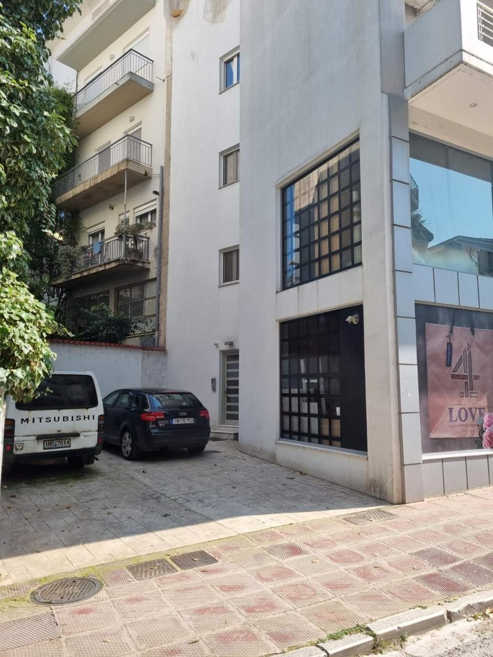 Property building, Parking