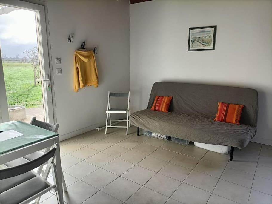 Studio + combles aménagés Apartment in Nouvelle-Aquitaine