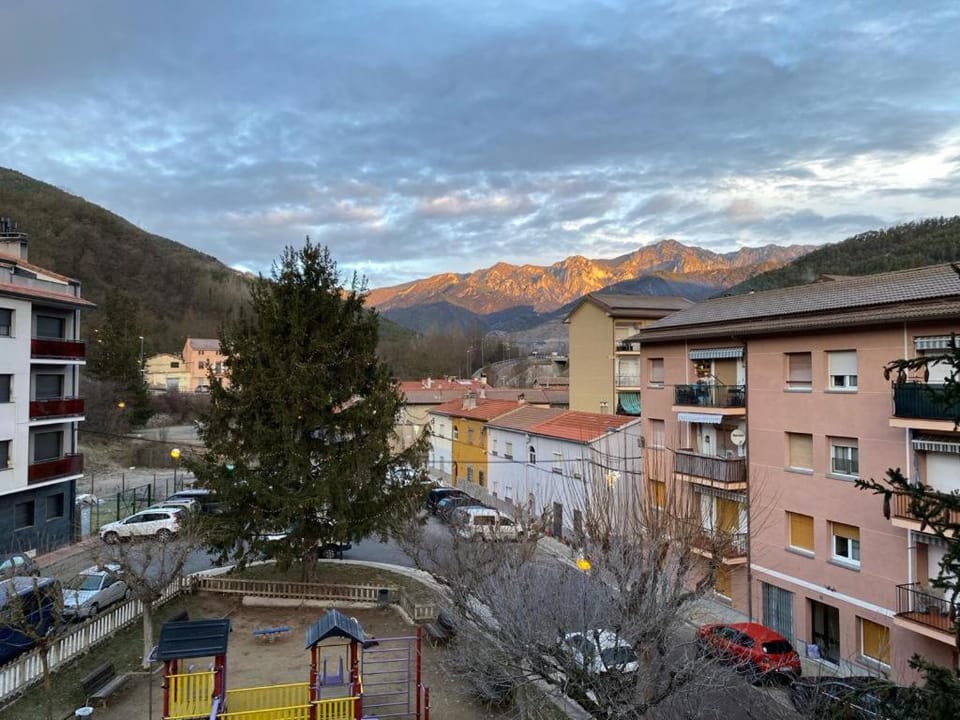 Natural landscape, Mountain view, Street view