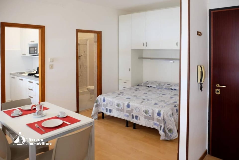 Property building, Living room, Bedroom