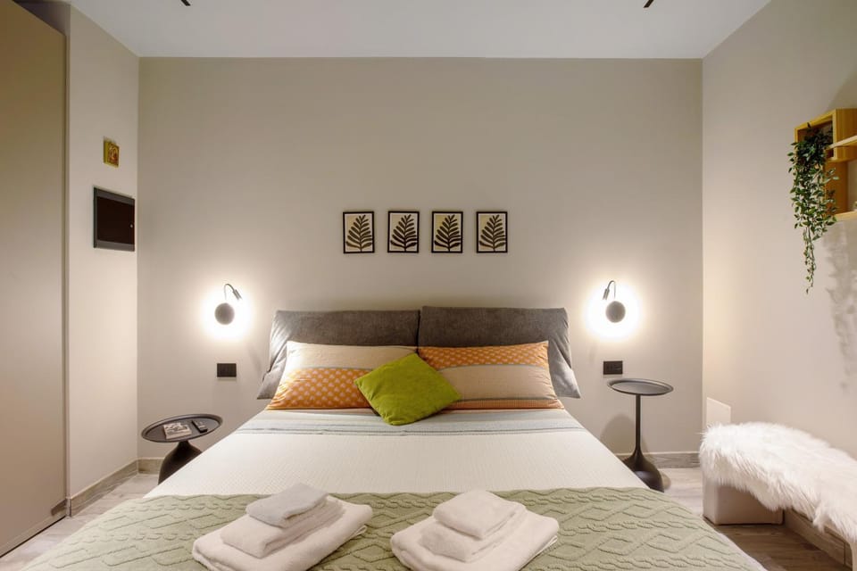 Living room, Bedroom