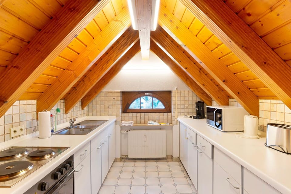 Property building, Kitchen or kitchenette, Living room